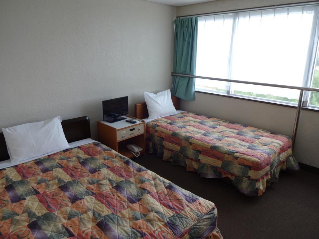 Hotel South Island Miyakojima  Exterior photo